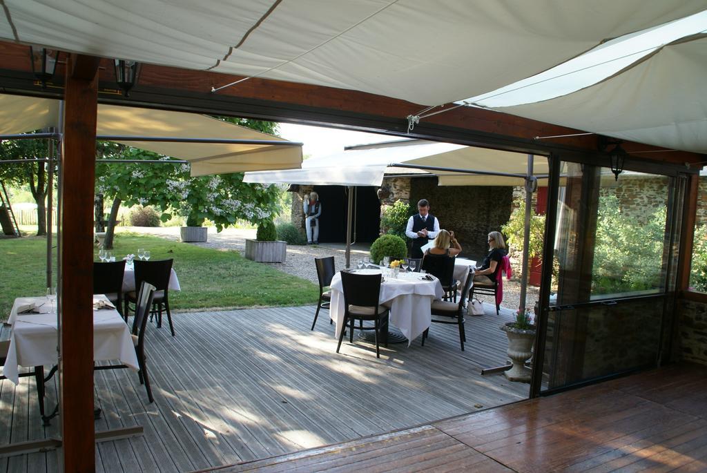Les Roulottes & Cottages Du Moulin Chenille-Change ภายนอก รูปภาพ
