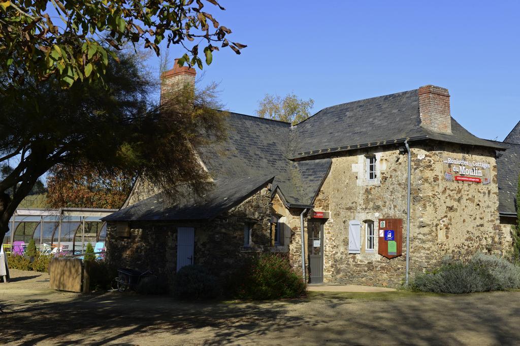 Les Roulottes & Cottages Du Moulin Chenille-Change ภายนอก รูปภาพ
