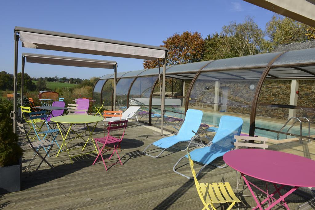 Les Roulottes & Cottages Du Moulin Chenille-Change ภายนอก รูปภาพ