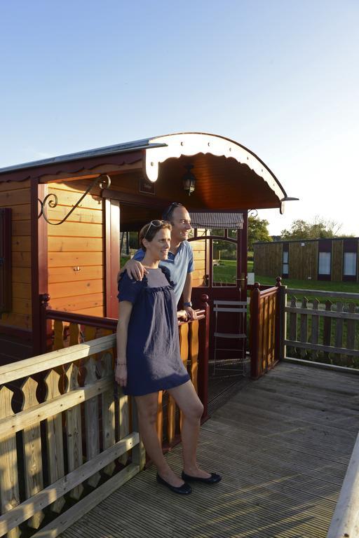 Les Roulottes & Cottages Du Moulin Chenille-Change ห้อง รูปภาพ
