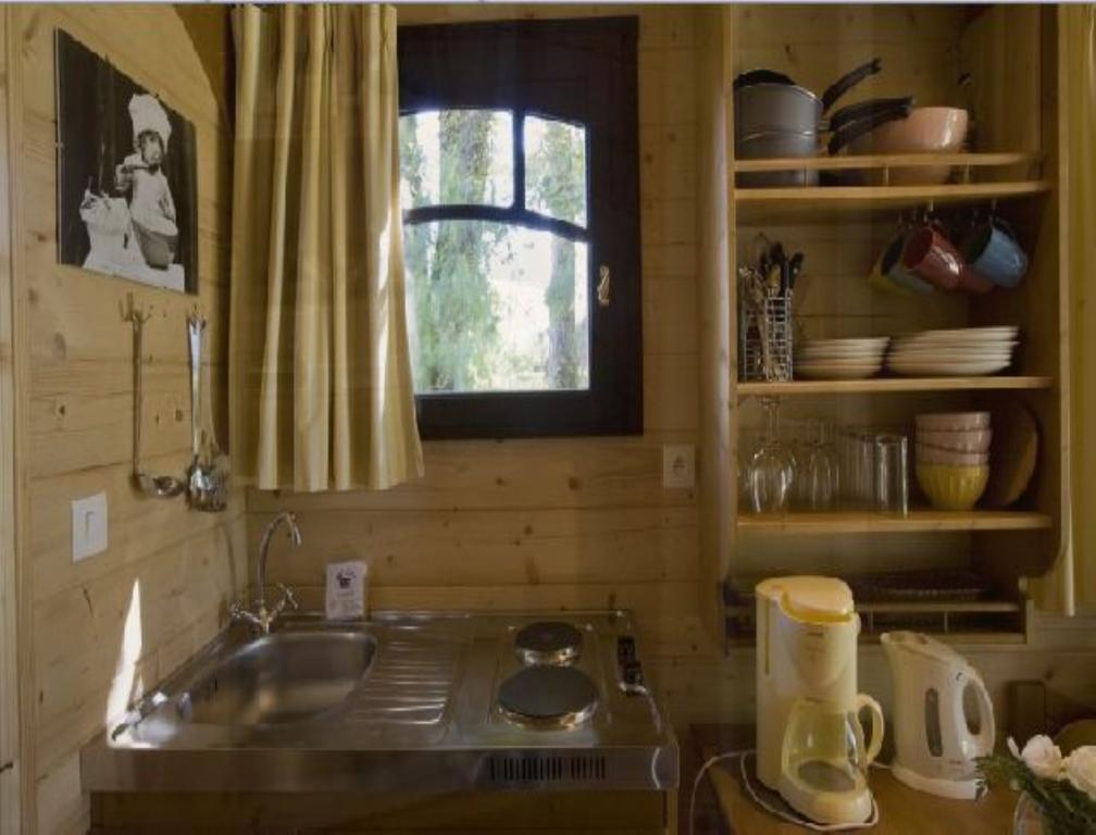 Les Roulottes & Cottages Du Moulin Chenille-Change ภายนอก รูปภาพ