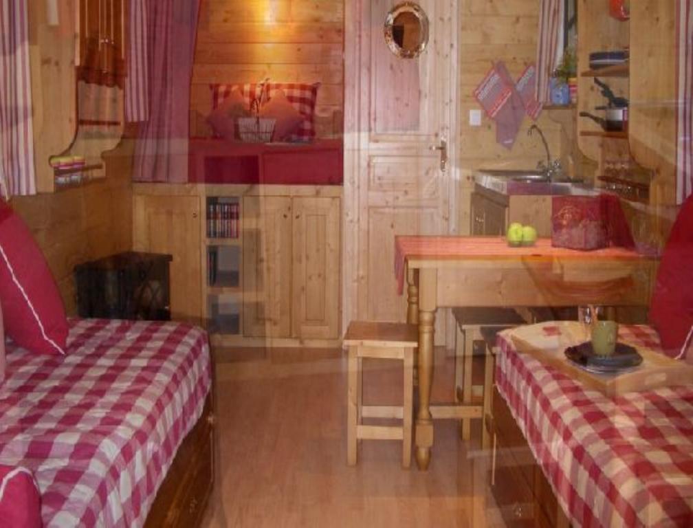 Les Roulottes & Cottages Du Moulin Chenille-Change ห้อง รูปภาพ